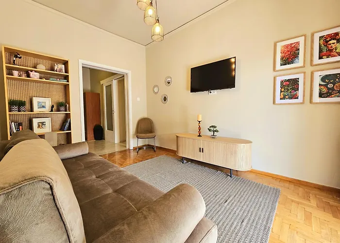 El Prestige Apartment - Athens Town
